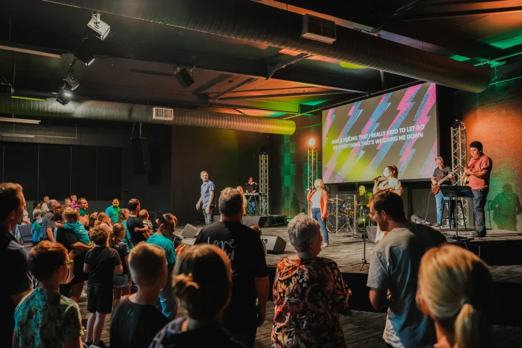isee church townsville