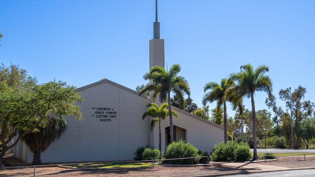 the best churches in karratha