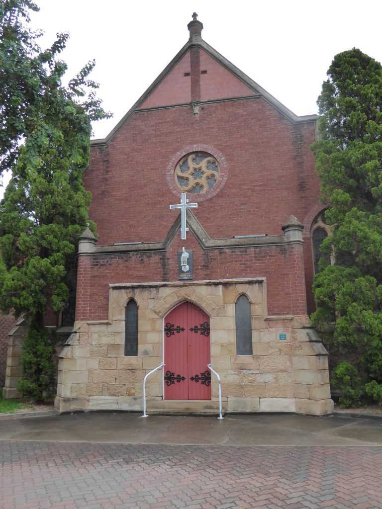 the best churches in muswellbrook