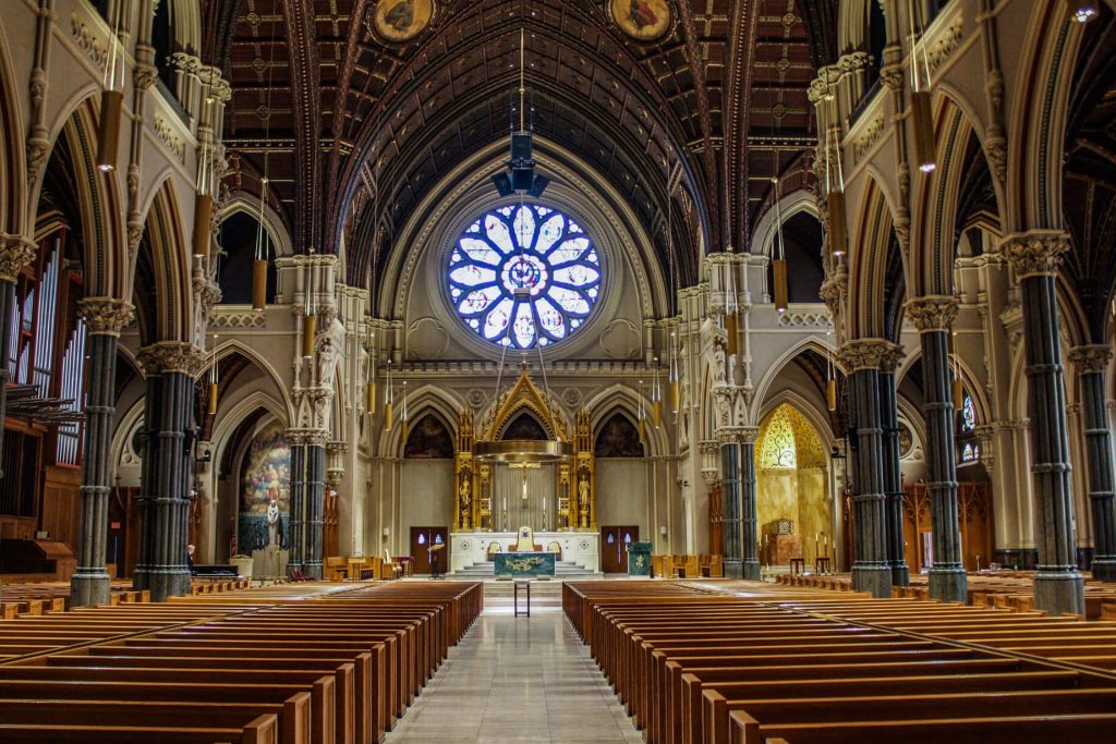 the best churches in swan hill